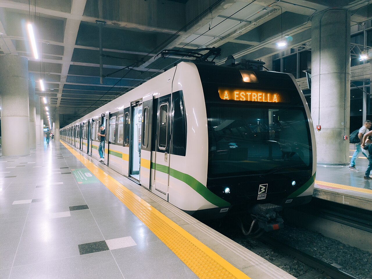 Metro de Medellín · Un símbolo de la ciudad